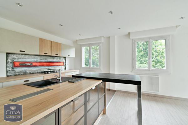 Appartement à louer 3 pièces 70.7m²