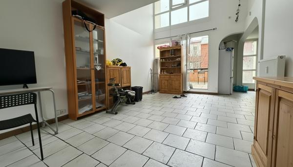 Plein Centre ville, grand F5 en duplex avec Terrasse Vendu Loué 1746,62€