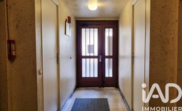 Appartement à vendre 2 pièces 31,59 m² Carrières-sur-Seine