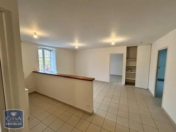Appartement à louer 4 pièces 73.82m²