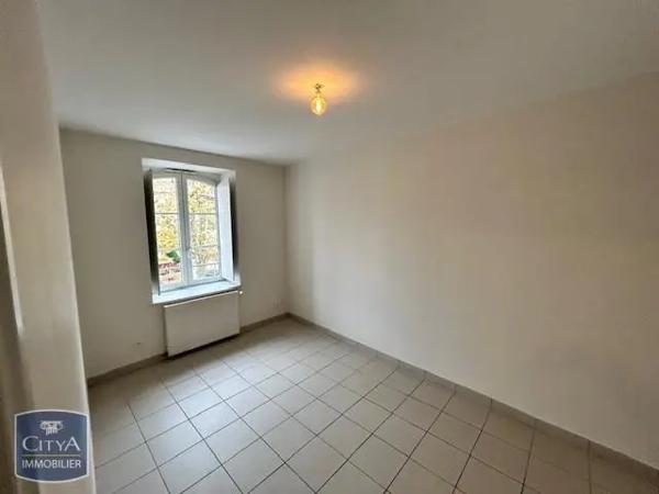 Appartement à louer 4 pièces 73.82m²