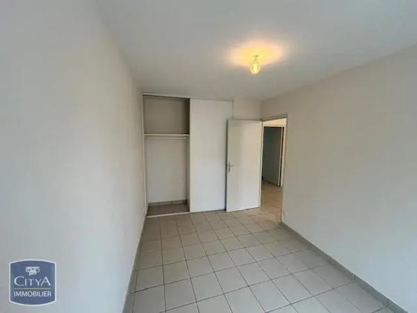 Appartement à louer 4 pièces 73.82m²