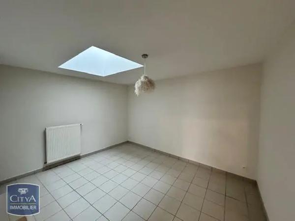 Appartement à louer 4 pièces 73.82m²