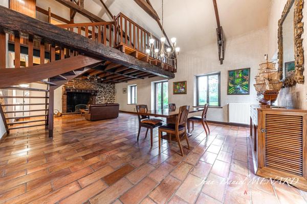 Maison à Rennes, 35000 - 7 pièces 245m²