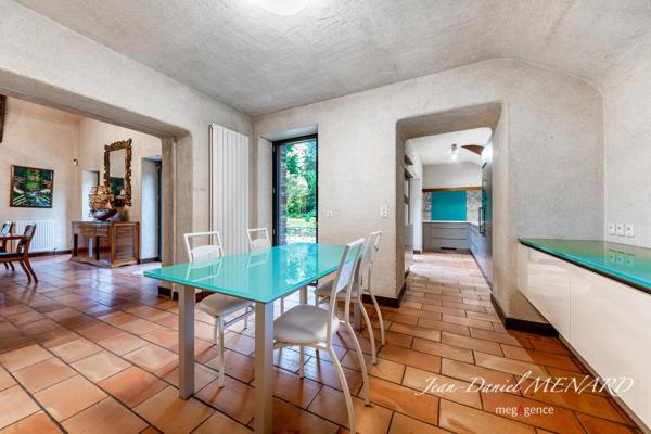 Maison à Rennes, 35000 - 7 pièces 245m²