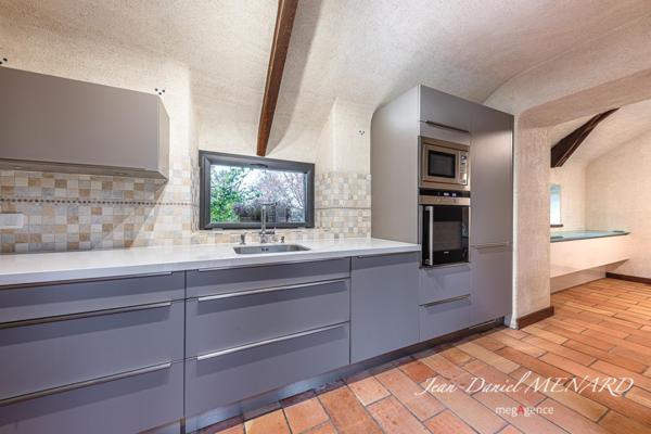 Maison à Rennes, 35000 - 7 pièces 245m²