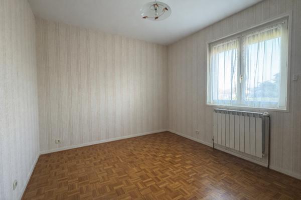 Bonson (42160) Maison 160 m² centre Bonson – Ascenseur – Terrain 1 183 m²