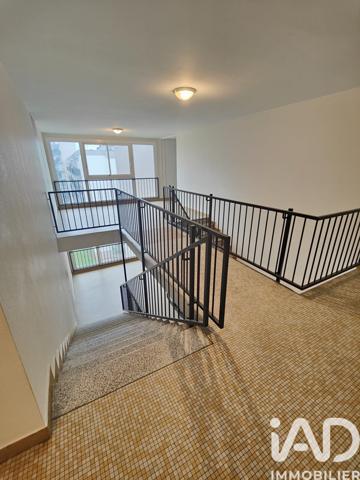 Location appartement 1 pièce 31 m² Tours