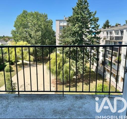 Location appartement 1 pièce 31 m² Tours