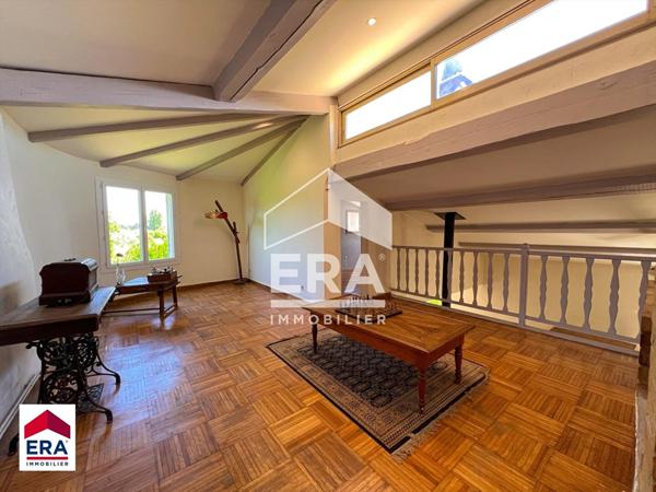 Maison Bedarrides 7 pièce(s) 217 m2