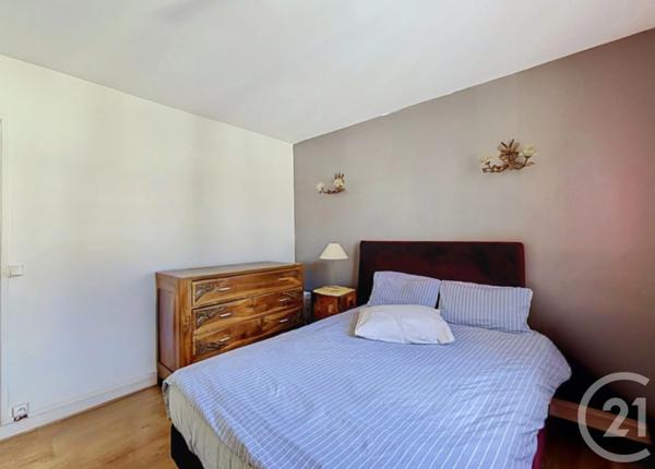 Maison à vendre  4 pièces - 75 m 2   VERSAILLES  - 78