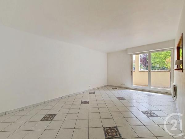 Appartement F2 à vendre  2 pièces - 50,02 m 2   RUNGIS  - 94