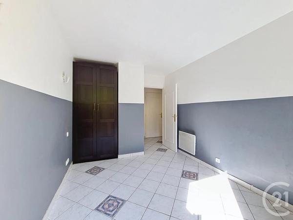 Appartement F2 à vendre  2 pièces - 50,02 m 2   RUNGIS  - 94