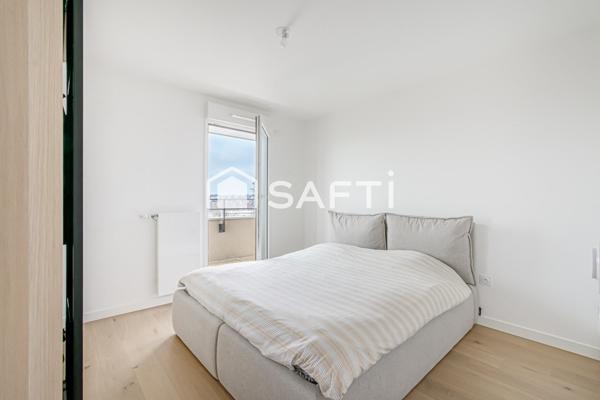 T3 lumineux avec terrasse et double parking