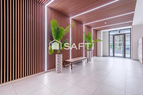 T3 lumineux avec terrasse et double parking