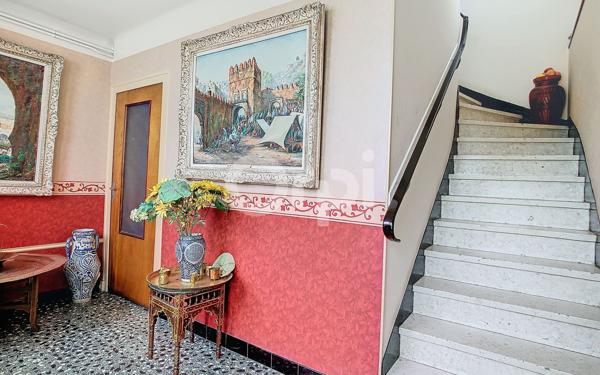 Maison à vendre    7 pièces •  Razac-sur-l'Isle