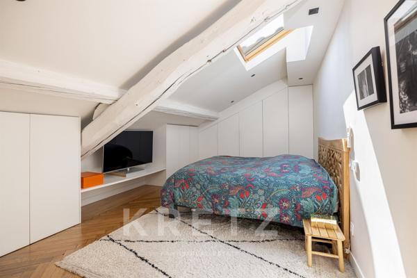 LYON 6 — ÉTAGE ÉLEVÉ — 175 M² — VUE DÉGAGÉE — BALCON