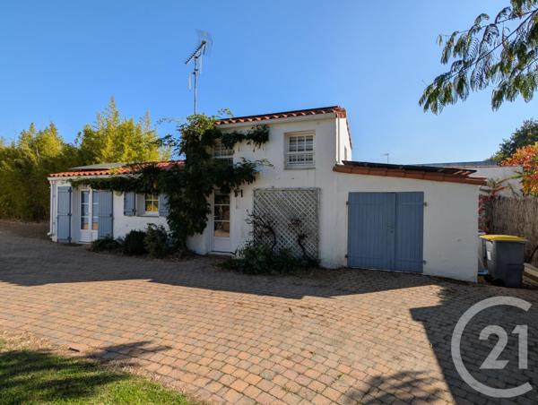 Maison à vendre  6 pièces - 195 m2 SALLERTAINE - 85