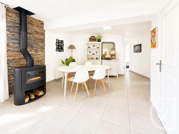 Maison à vendre  6 pièces - 111,66 m 2   MONCALE  - 202