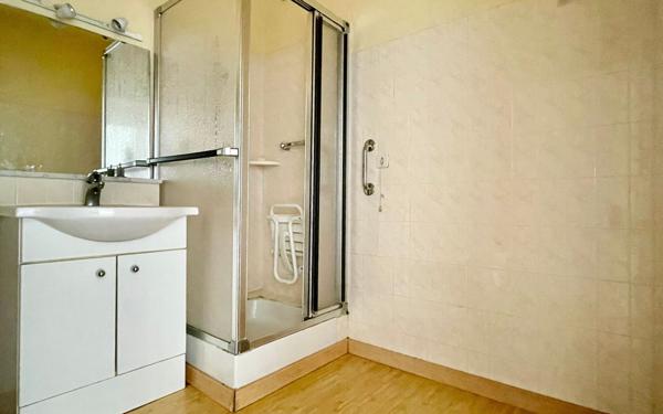 Appartement à vendre    2 pièces • 50 m2 Pau