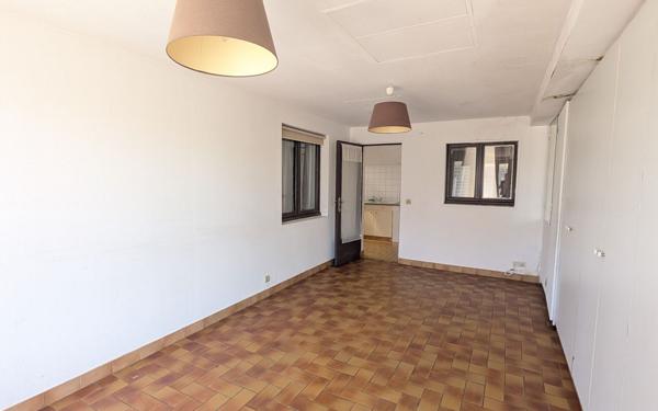 Maison à vendre    5 pièces •  Noiseau
