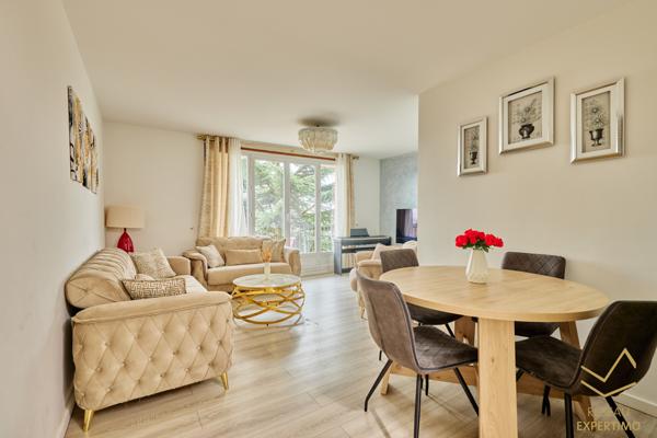 Fresnes (94260) Magnifique appartement traversant et avec 2 balcons, 85 m² loi carrez