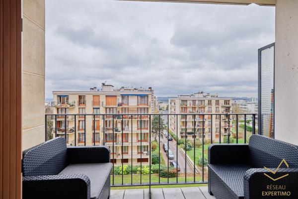 Fresnes (94260) Magnifique appartement traversant et avec 2 balcons, 85 m² loi carrez