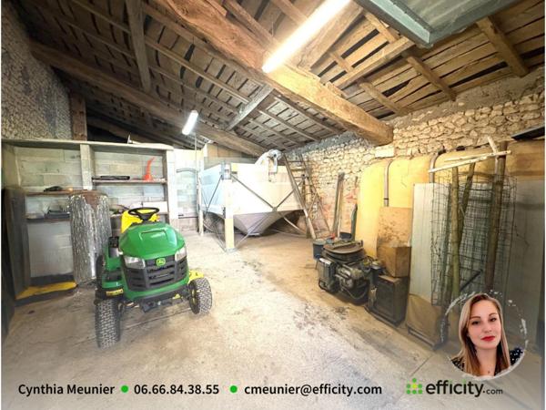 Maison 11 pièces - 324 m²