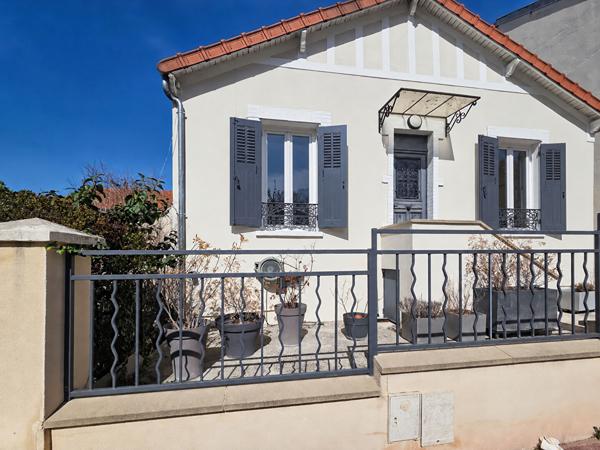 Maison L Hay Les Roses 5 pièce(s) 103 m2