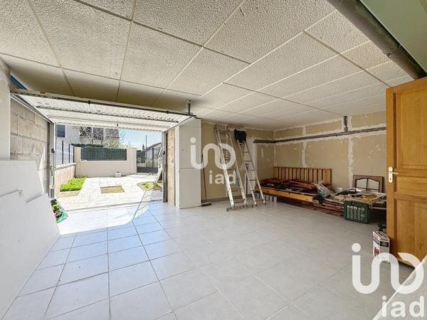 Maison traditionnelle 5 pièces de 90 m² à Corbeil-Essonnes (91100)