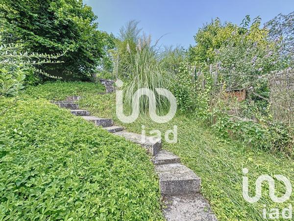 Maison traditionnelle 5 pièces de 90 m² à Corbeil-Essonnes (91100)