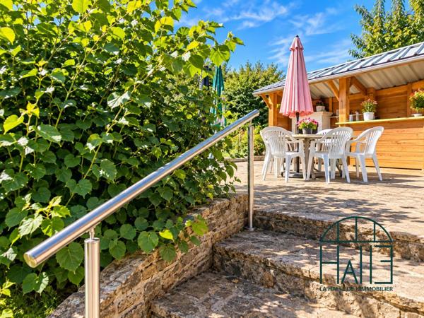 Maison
         5 pièces
        - 114 m² 235 400 € *