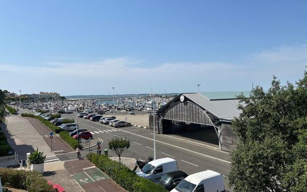 Appartement à vendre    1 pièce • 51,70 m2 Arcachon