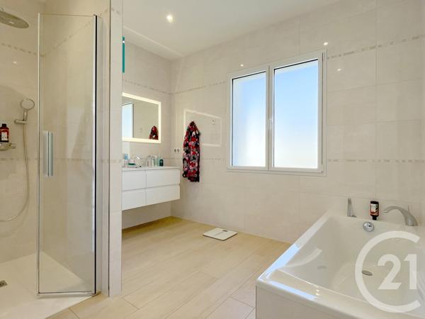 Maison à vendre  6 pièces - 128,70 m2 COMMEQUIERS - 85