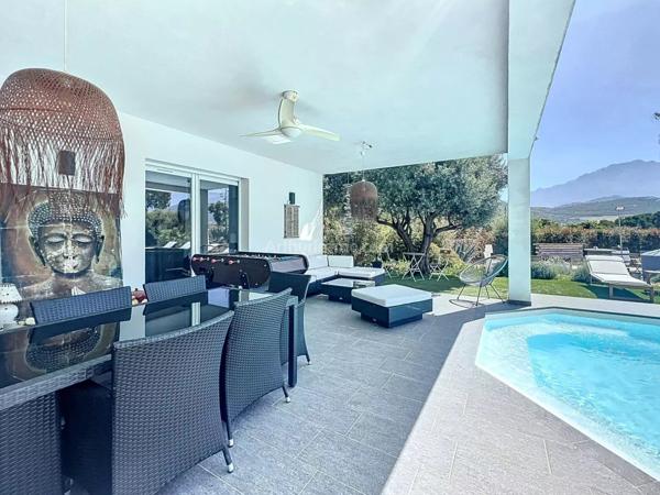 Vente Villa 5 pièces 165 m2 à Calvi