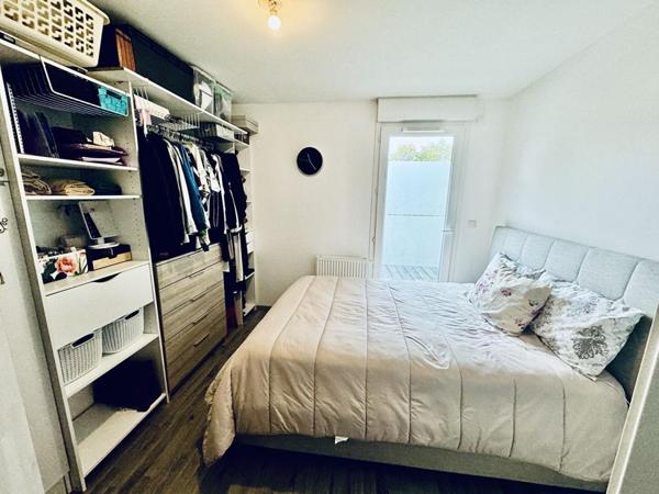 T2 49 m² + terrasse 20 m² + parking