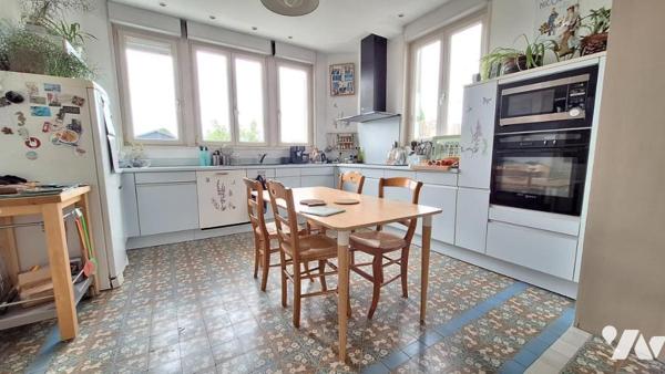 Rare à Arras, Spacieuse Maison individuelle, quartier Citadelle 