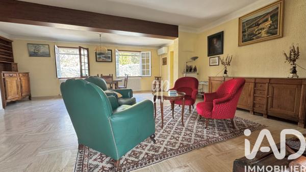 Maison à vendre 7 pièces 233 m² Carpentras