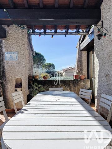 Maison à vendre 7 pièces 233 m² Carpentras