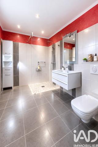 Maison à vendre 7 pièces 233 m² Carpentras