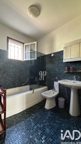 Maison à vendre 7 pièces 233 m² Carpentras