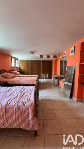 Maison à vendre 7 pièces 233 m² Carpentras