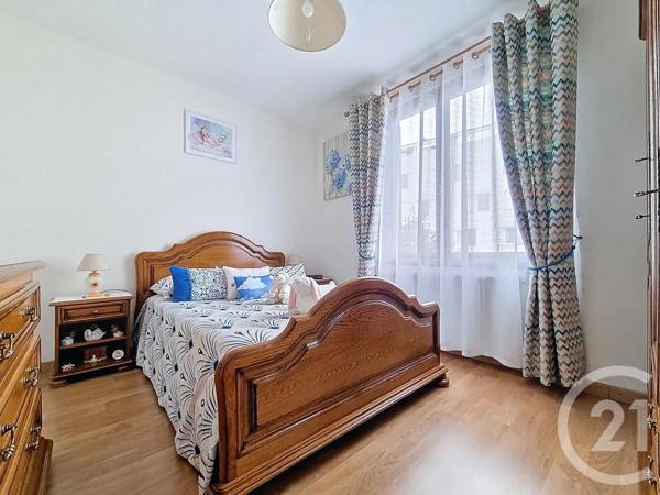 Appartement F3 à vendre  3 pièces - 53,71 m 2   MONTREUIL  - 93