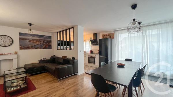 Maison à vendre  5 pièces - 77,63 m 2   LE BLANC MESNIL  - 93