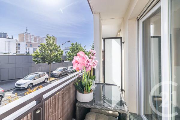 Appartement à vendre  3 pièces - 61 m 2   VILLIERS SUR MARNE  - 94