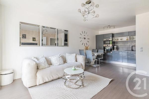 Appartement à vendre  3 pièces - 61 m 2   VILLIERS SUR MARNE  - 94
