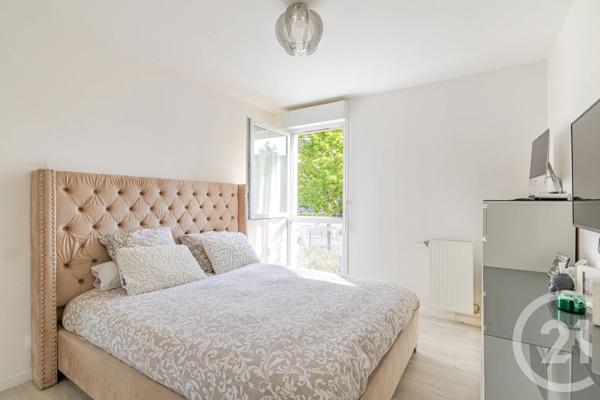 Appartement à vendre  3 pièces - 61 m 2   VILLIERS SUR MARNE  - 94