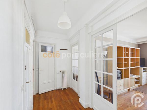 Vente
                Appartement56,87 m² - 3 Pièces -
                    CLAMART (92140)