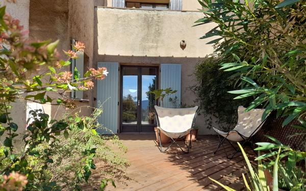 Maison à vendre    6 pièces •  La Brillanne