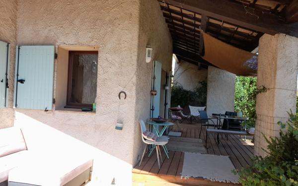 Maison à vendre    6 pièces •  La Brillanne